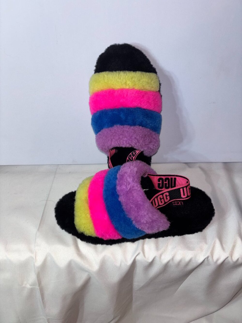 UGG Fluff Yeah Slide Black Taffy Pink Rainbow Slipper Sandals